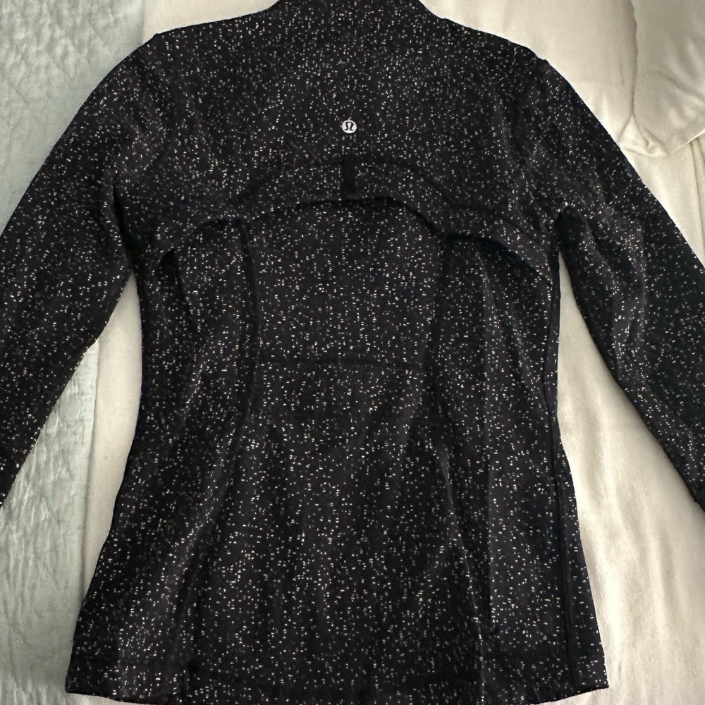 Lululemon Define Jacket - Picture 2 of 3